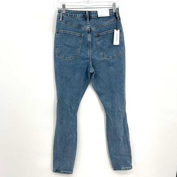 NWT WEWOREWHAT The Danielle High Rise Vintage Straight Distressed Denim Size 28 - Picture 3 of 9